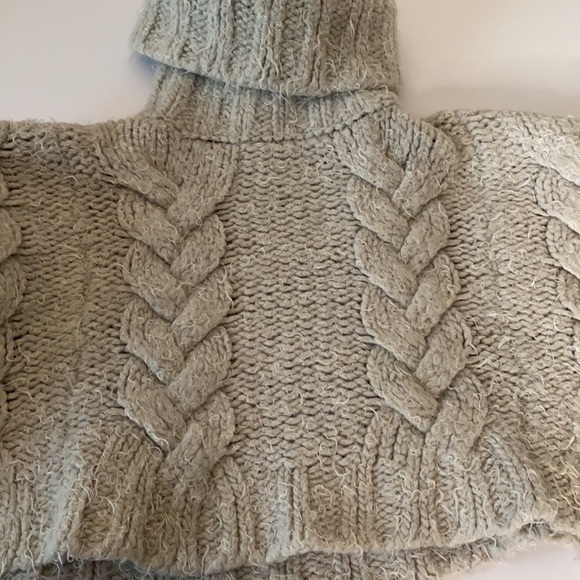 Free People Taupe Chunky, Oversized Sweater - Picture 8 of 10